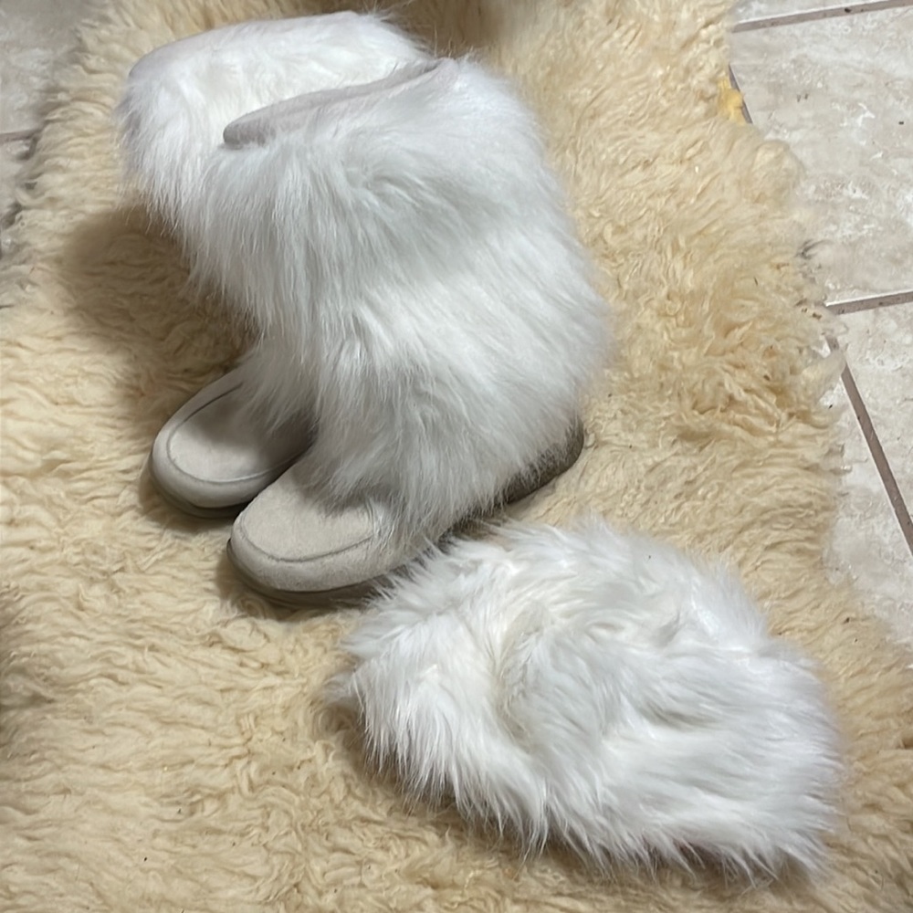 Cougar suede boots